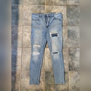 American Eagle Super high rise distressed jeggings